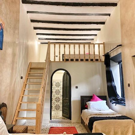 Riad Beldy As-Sawíra Exteriér fotografie