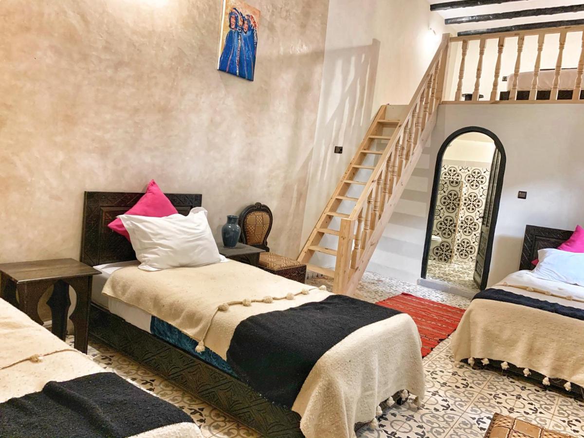Riad Beldy As-Sawíra Exteriér fotografie