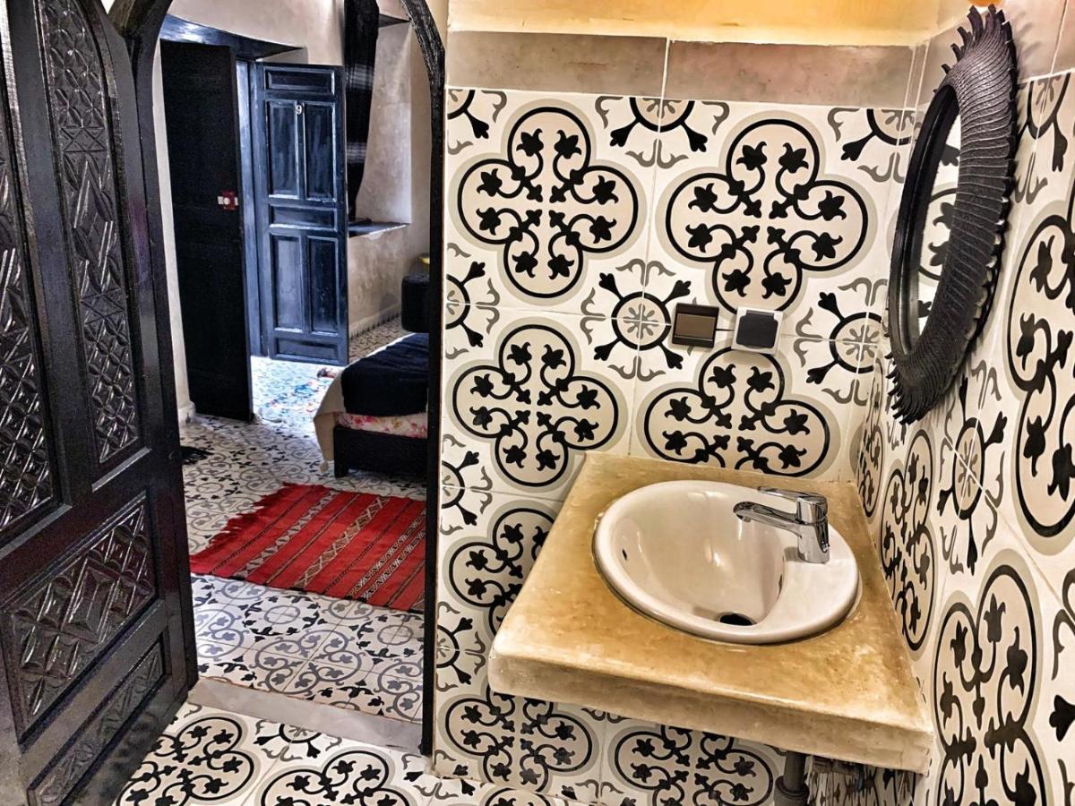 Riad Beldy As-Sawíra Exteriér fotografie