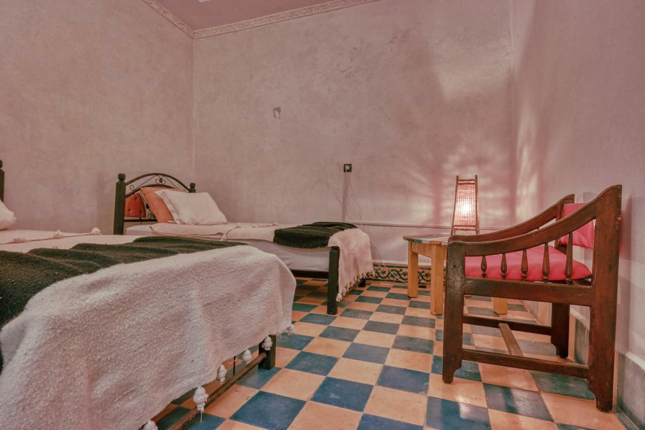 Riad Beldy As-Sawíra Exteriér fotografie